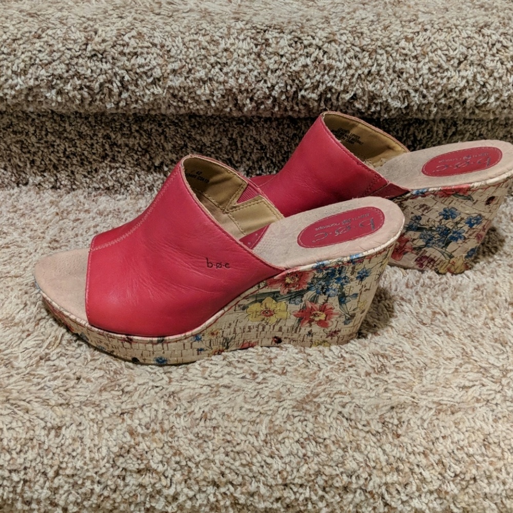 B.O.C. Wedge sandals